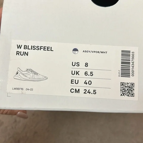Lululemon Brand New Woman’s Blissfeel Running Shoes Size 8 - Picture 3 of 3